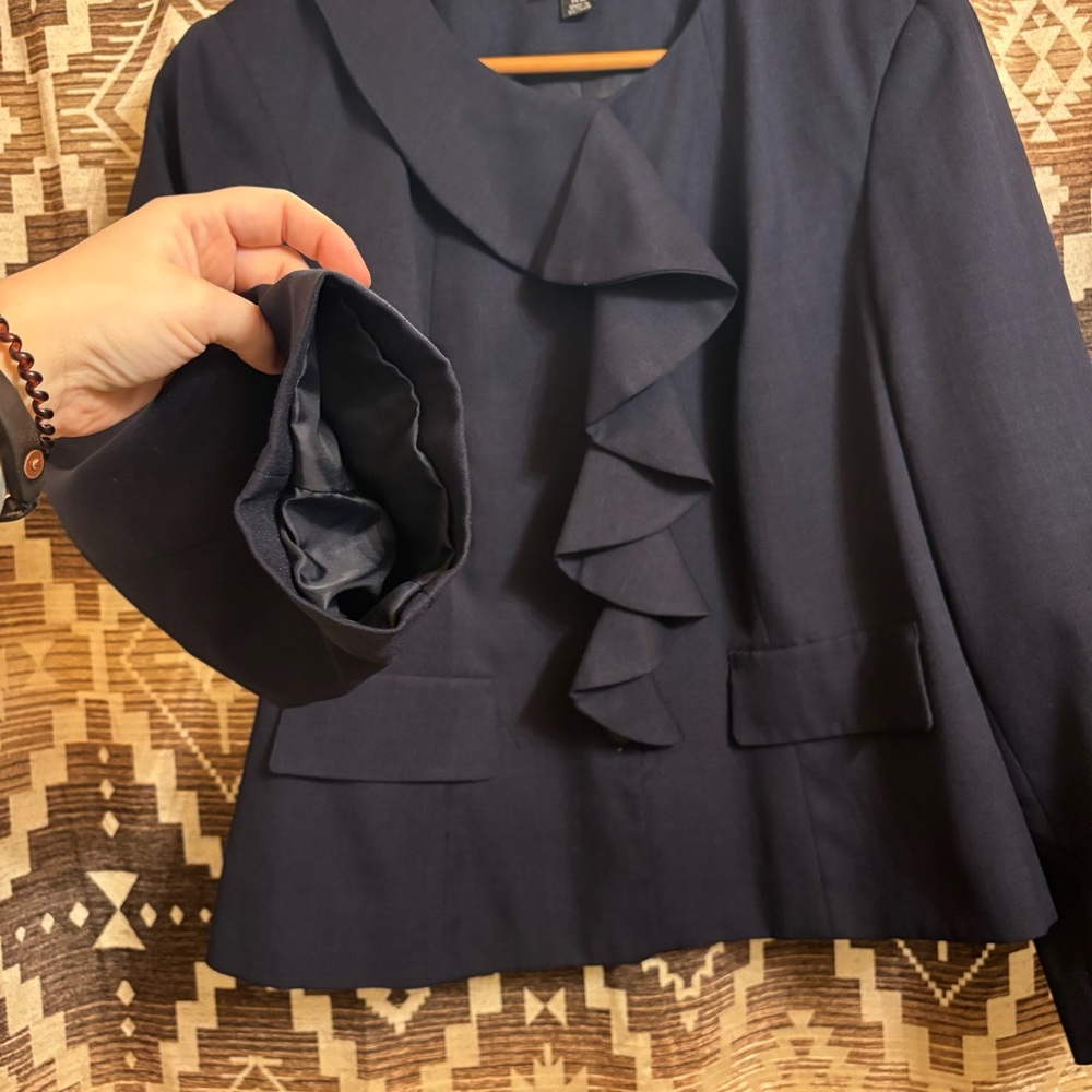 Women’s Isabella Navy Blue Ruffle Blazer Jacket Size 14 - Picture 8 of 16